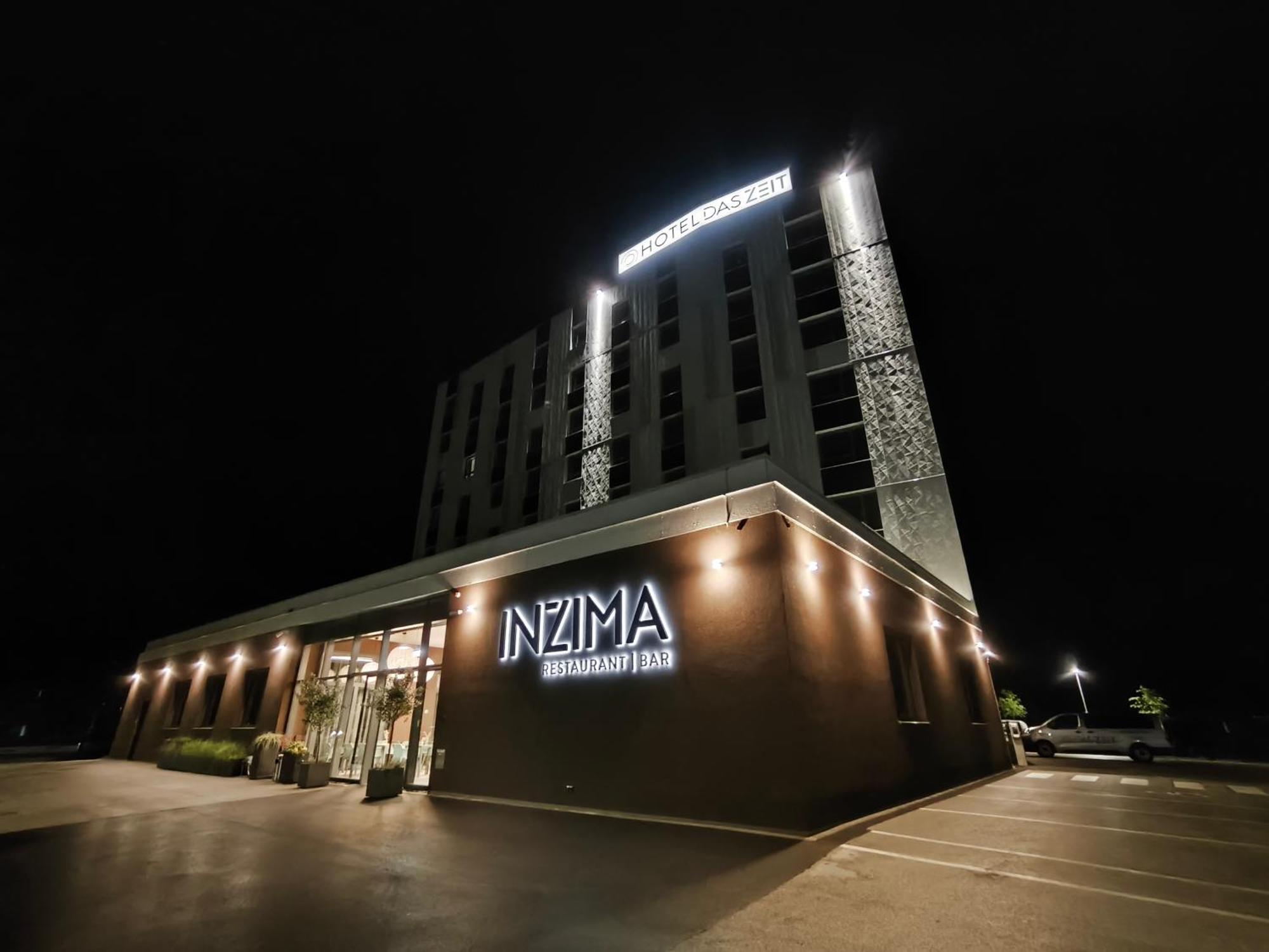 Hotel Das Zeit Lenzing Ngoại thất bức ảnh